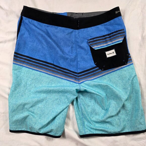Hurley Phantom Mens 32 Blue Black Board Shorts Lightweight Surf Swimwear Casual - Picture 2 of 10